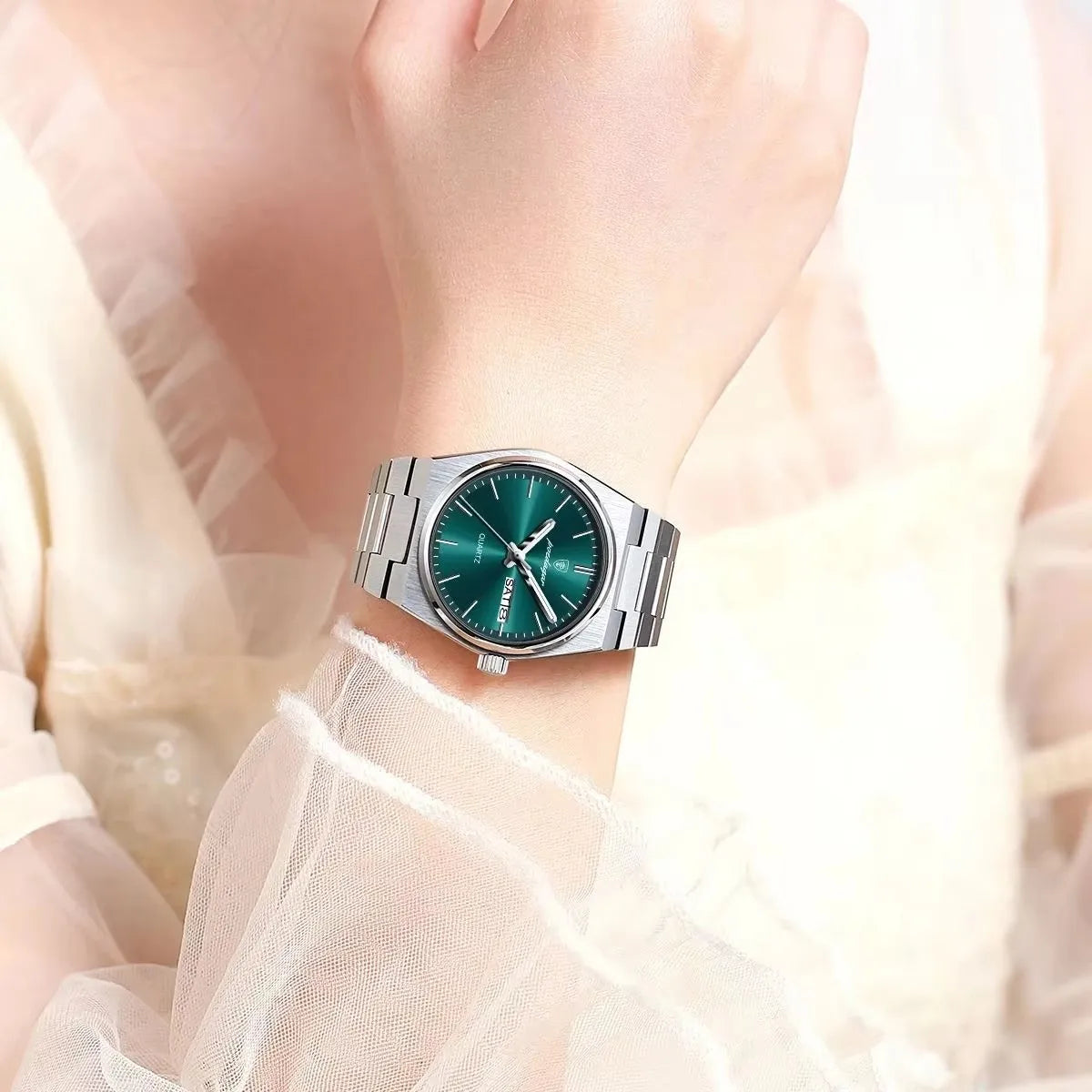 Luxury Watch for Woman Elegant Quartz Waterproof Luminous Date Week Stainless Steel
