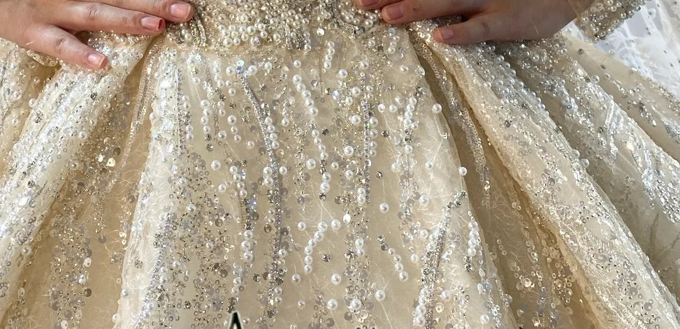 Luxury High Quality Full Beading Wedding Dress with Long Sleeves Bridal Dress Customized