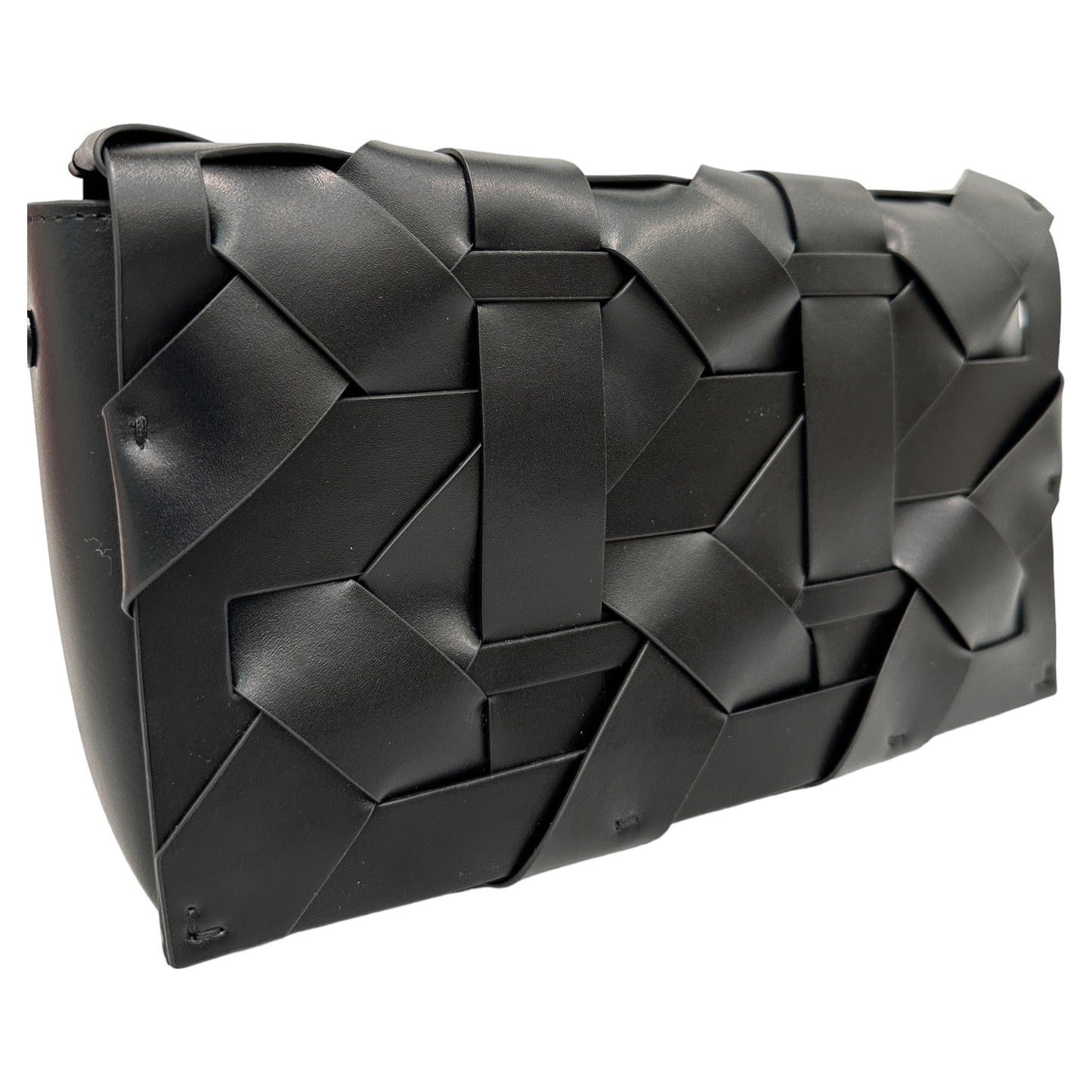 THE ZENOBIA WOVEN CLUTCH BAG
