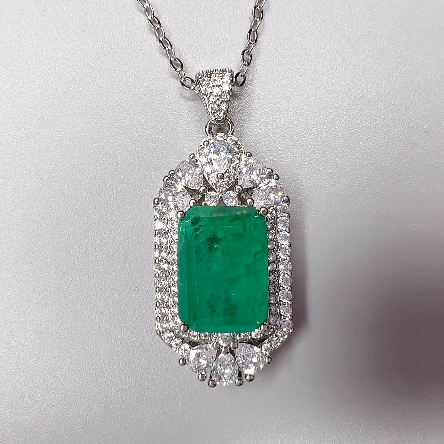 New Hot Cotton Women's Full Diamond Emerald Pendant