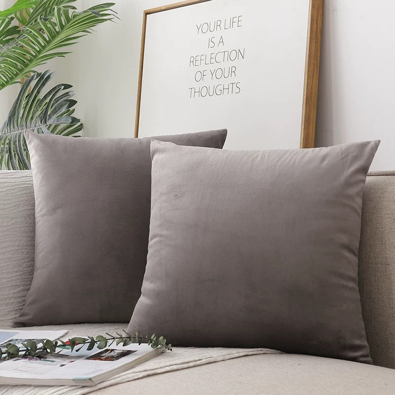 Luxury Hotel Room Removable and Washable Pillow Bed Cushion Cover & Bed Runners