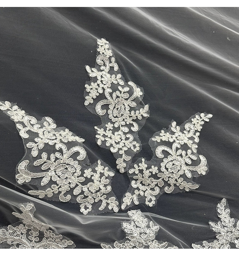 Luxury Long Large Trailing French Retro Lace Wedding Dress