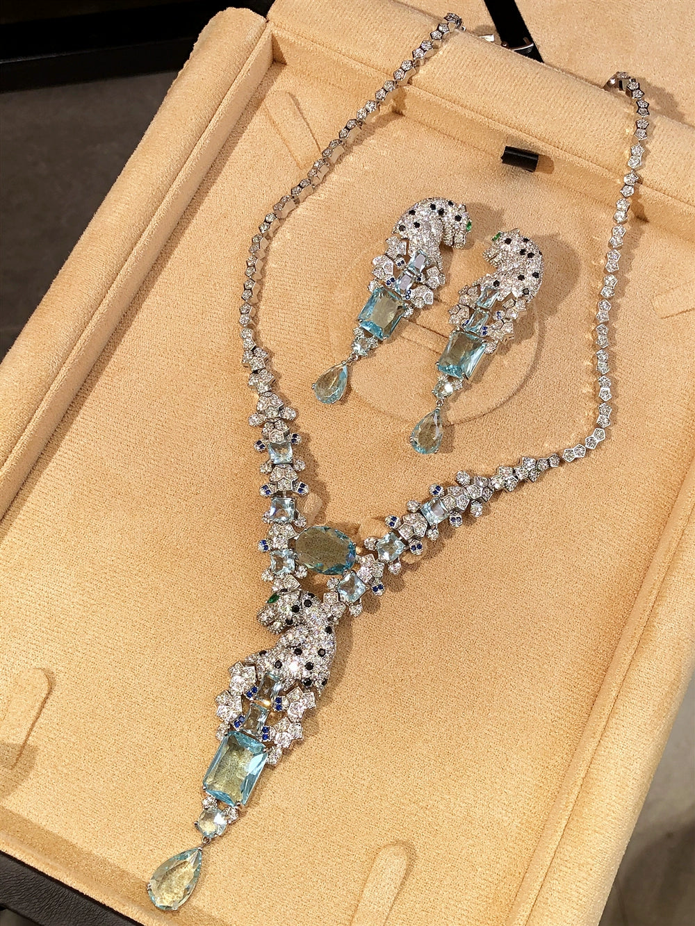 Jewelry Classy Elegant Luxury Zircon Necklace Earrings Leopard Head