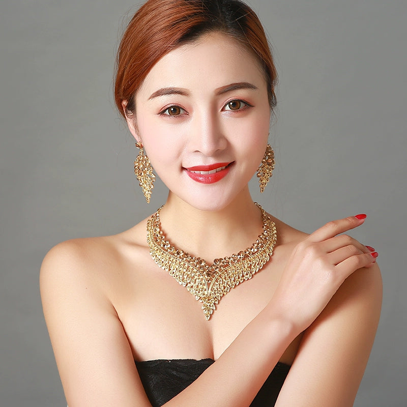 Women's Geometric European and American-Style Luxury Gemstone Necklace Dress