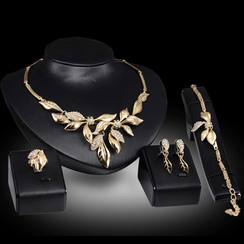 Fashion Inlaid Jewel Rhinestone Clavicle Chain Women's Banquet Earrings