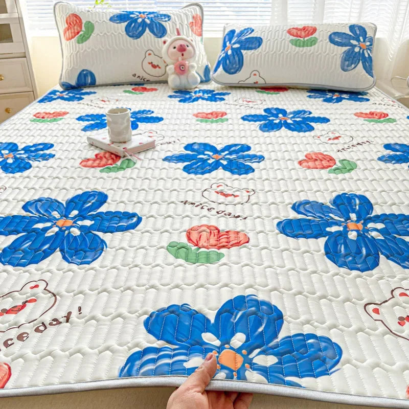 Natural Latex Thicken Cooling Mat for Summer Cool Feeling Silk Matress Pad Soft Breathable Ice Silk Summer Mat for Bed Sheet Set