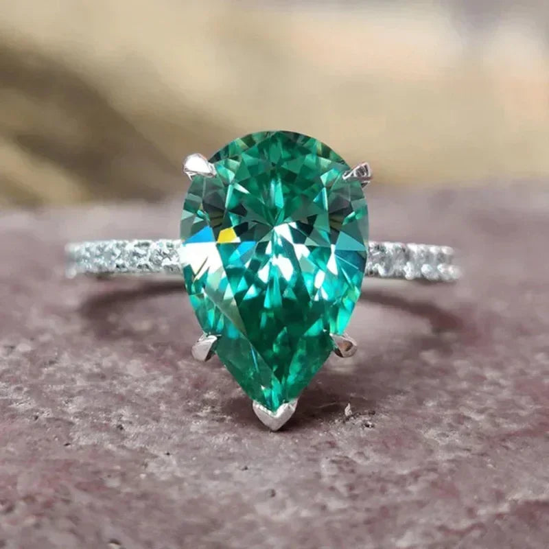 Luxury Fashion Green Zirconia Crystal Ring for Women