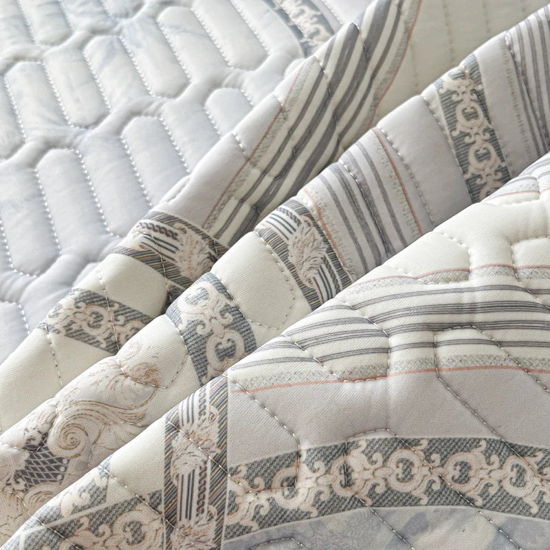 Natural Latex Thicken Cooling Mat for Summer Cool Feeling Silk Matress Pad Soft Breathable Ice Silk Summer Mat for Bed Sheet Set