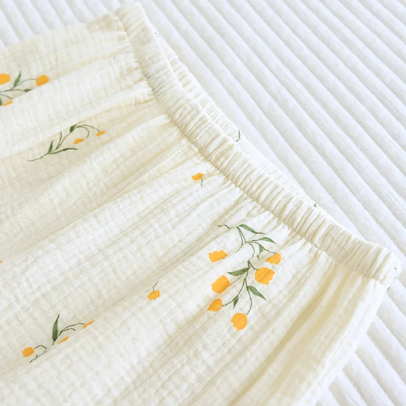 Summer women's cotton crepe three-piece short sleeve + shorts + trousers large size simple flower pajamas