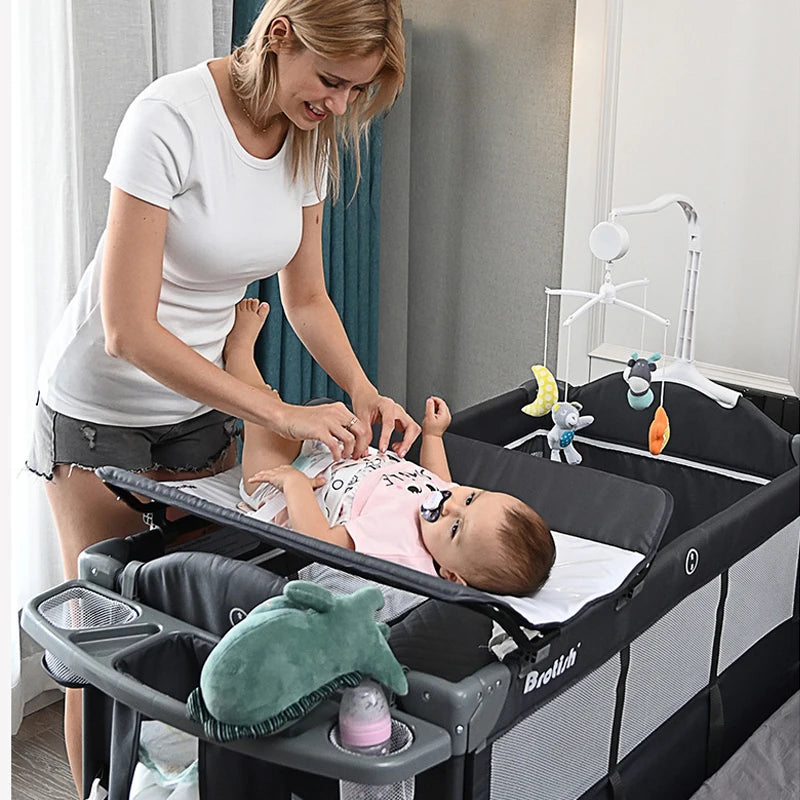Multifunctional Portable Baby Crib Foldable With Diaper Table Cradle Rocker Kid Game Bed Bedroom Furniture For 0-6 years