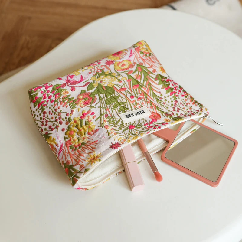 Women's Cosmetic Seaweed Large Capacity Storage Bag