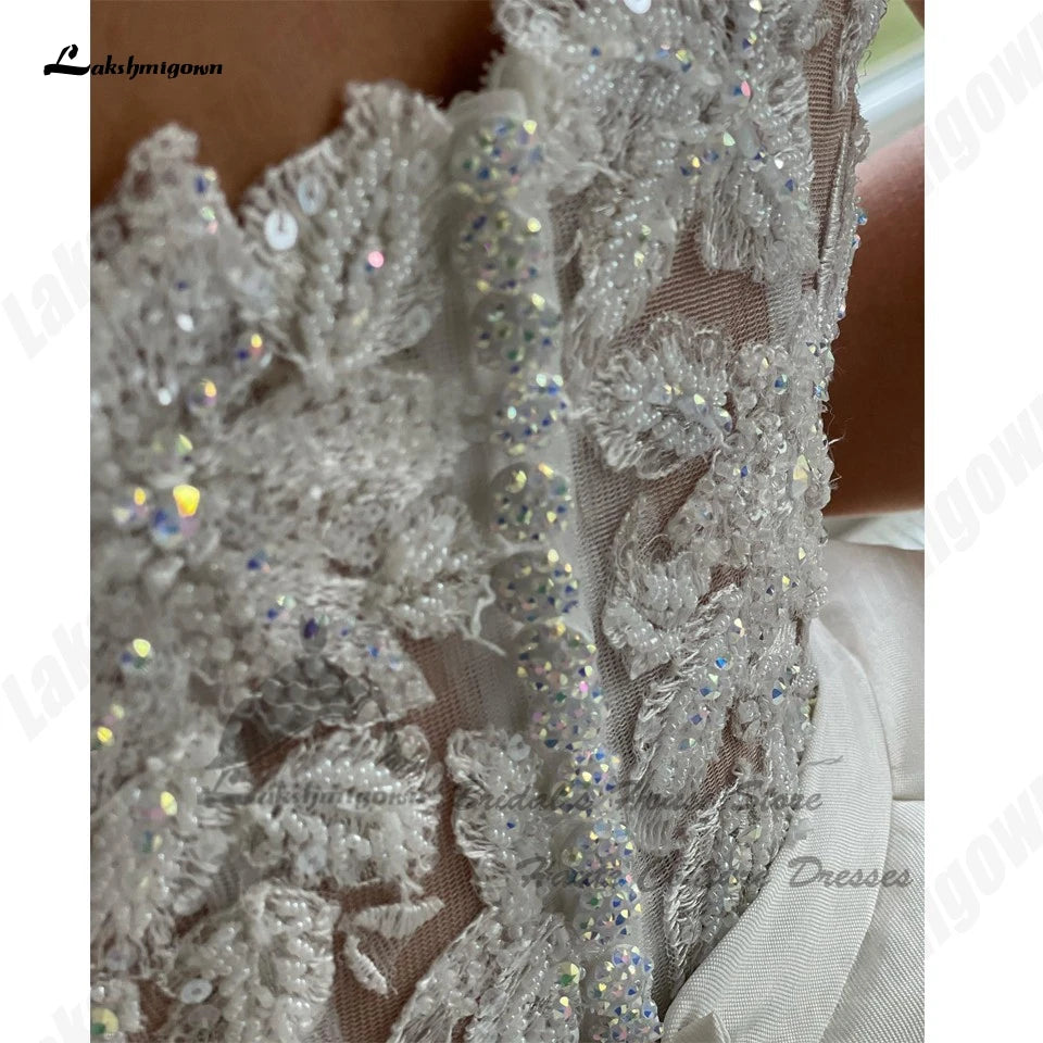 Luxury Satin Wedding Gowns With Pockets Princess Bridal Dress Customized Crystal Lace Bodice Off Shoulders