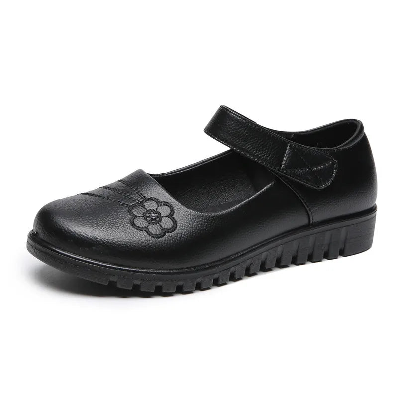 Flat comfortable elderly woman Mary Jane Shoes