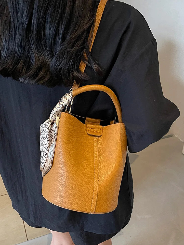 Retro Women's Handbag Bag High-End Soft PU Leather