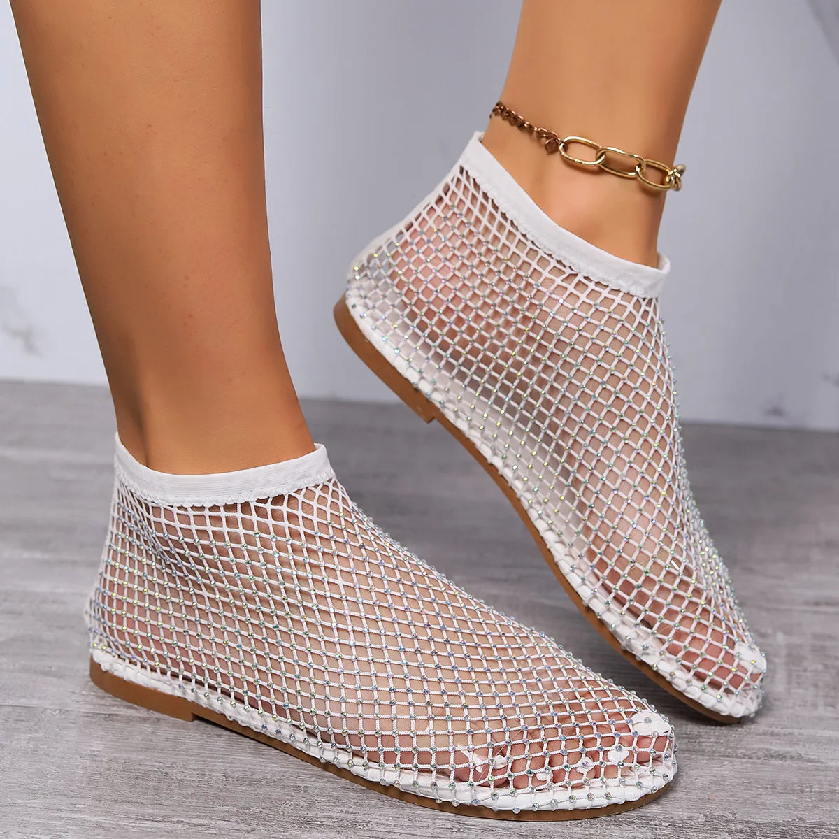 Summer Women's round Toe Flat Bottom Sandals Casual Slip-On Sexy Diamond