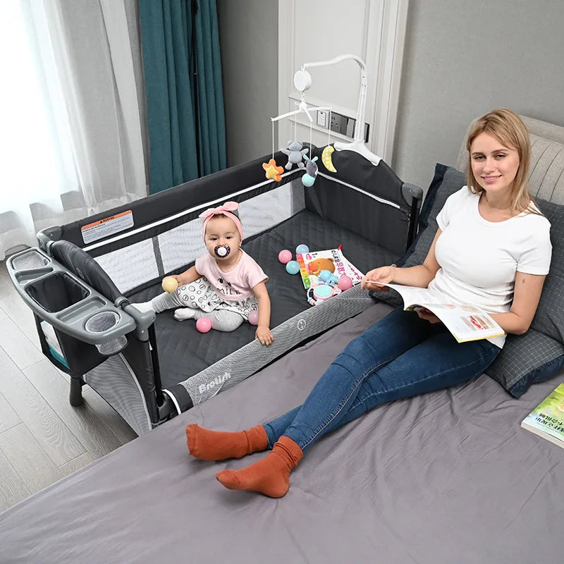 Multifunctional Portable Baby Crib Foldable With Diaper Table Cradle Rocker Kid Game Bed Bedroom Furniture For 0-6 years