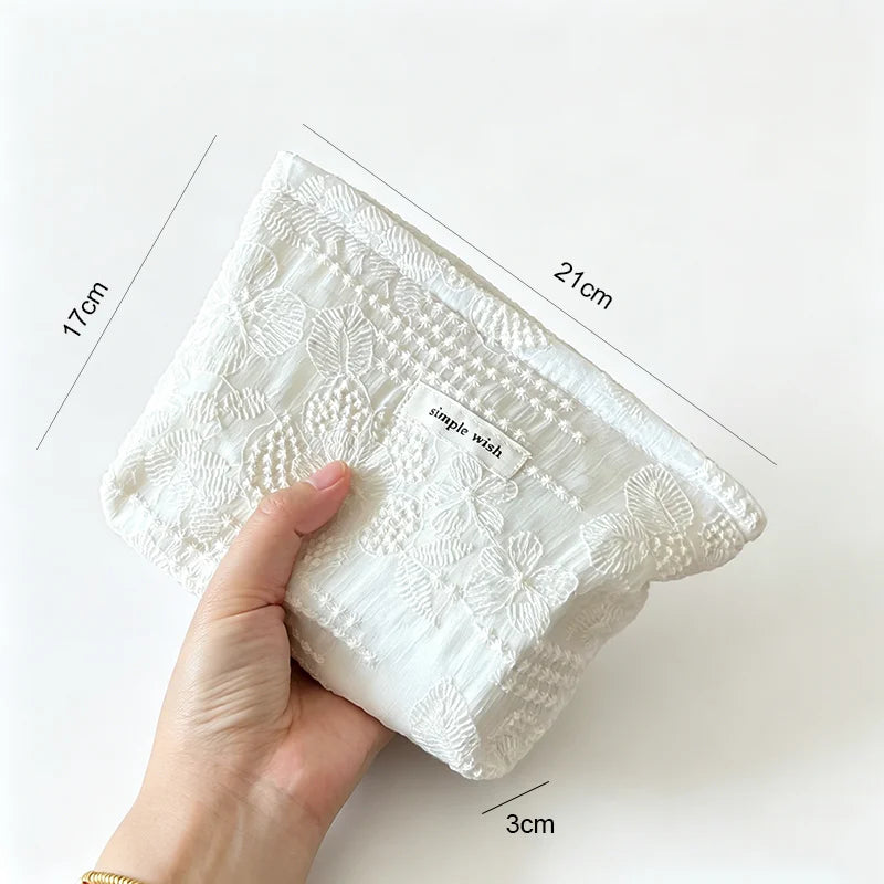 Elegant White Lace Makeup Bag Zippered Cosmetic Pouch Multi-purpose Lipstick Headphone Storage Travel