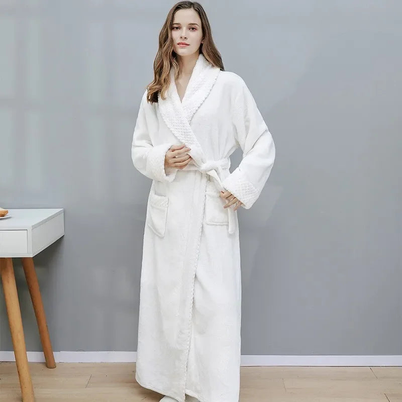 Unisex Autumn/Winter Warm Long Coral Velvet Thick Couple Bath Bathrobes