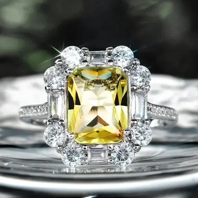 Gorgeous Exquisite High-end Women Crystal Zircon Rings