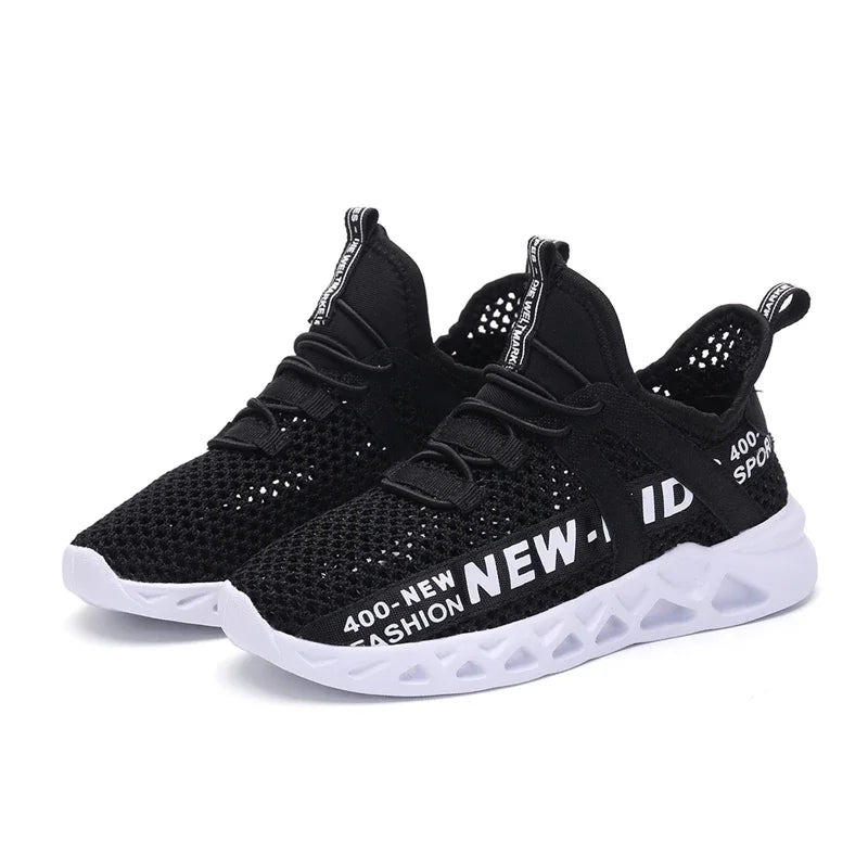 Girl or Boy Light Mesh Sumer Sneakers Shoes 4-6Yrs