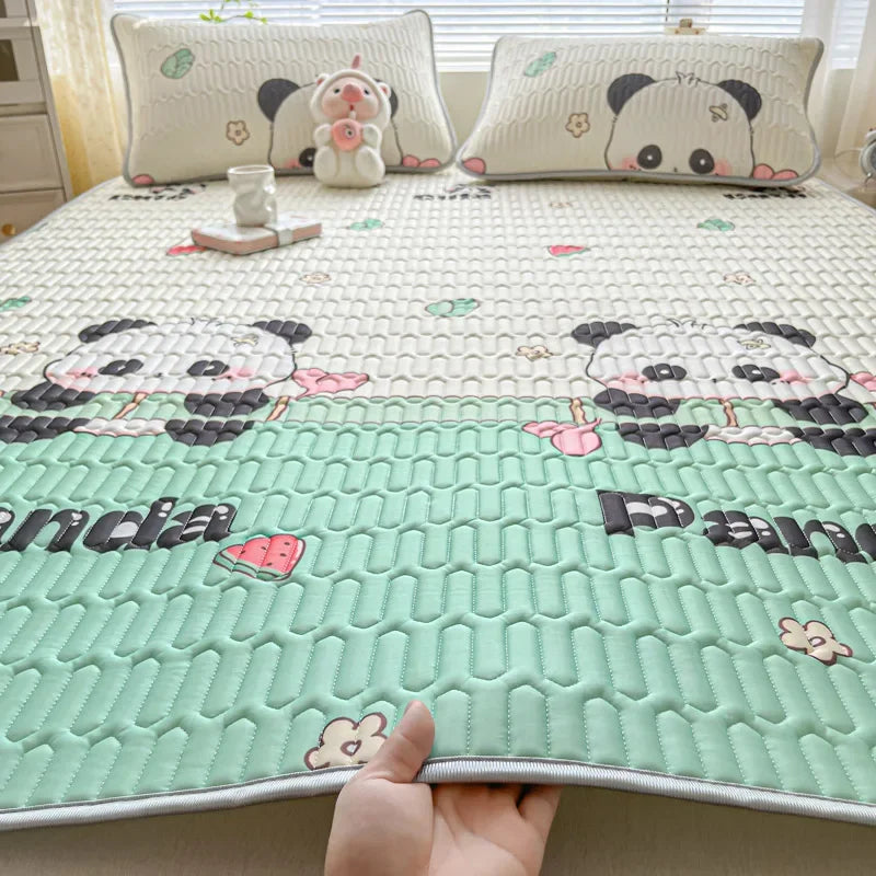 Natural Latex Thicken Cooling Mat for Summer Cool Feeling Silk Matress Pad Soft Breathable Ice Silk Summer Mat for Bed Sheet Set