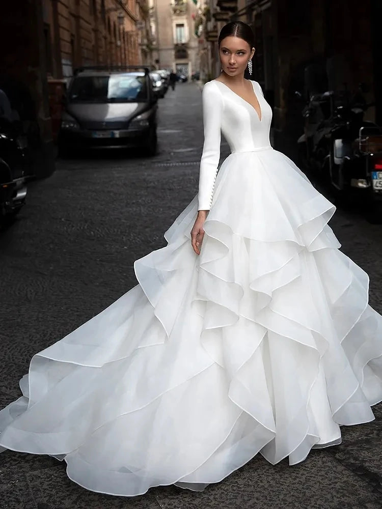 Gorgeous V-Neck Backless Long Sleeves Wedding Dresses Gown Luxury Pleat