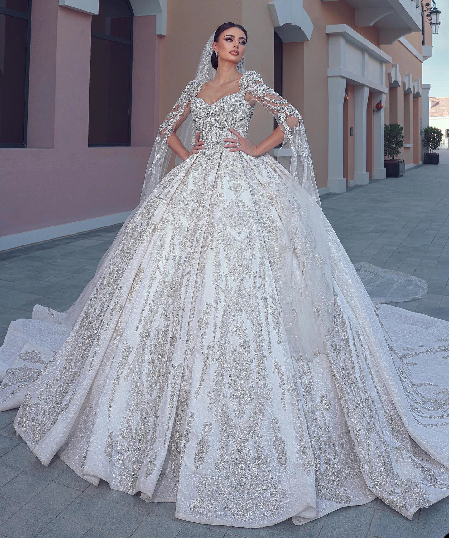 Elegant Custom-made Wedding Dress with Rhinestones Lace Long Sleeve Sweetheart Cathedral Train Floor-Length Ball Gown