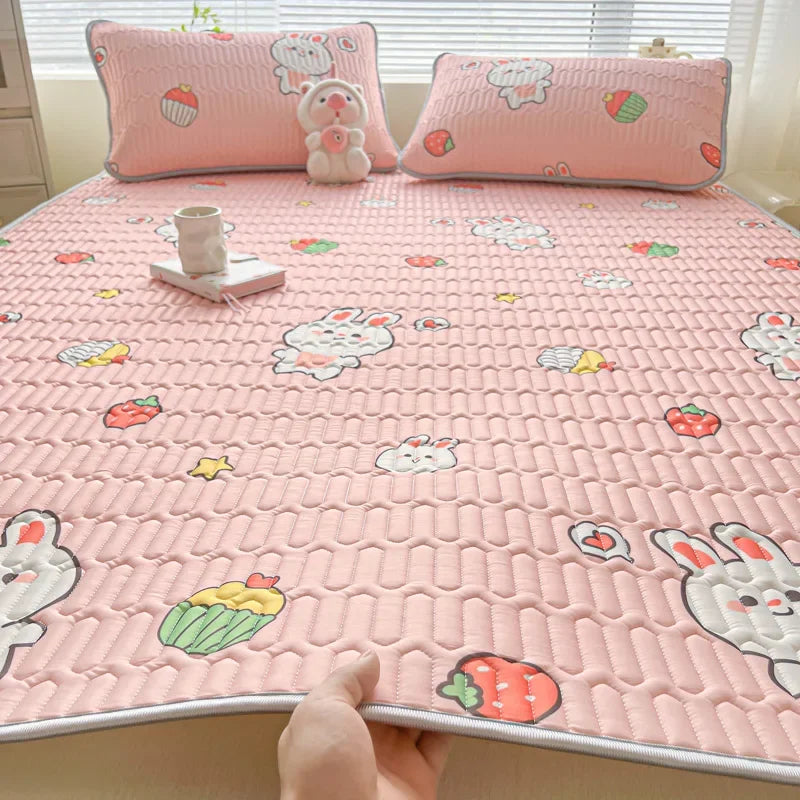 Natural Latex Thicken Cooling Mat for Summer Cool Feeling Silk Matress Pad Soft Breathable Ice Silk Summer Mat for Bed Sheet Set
