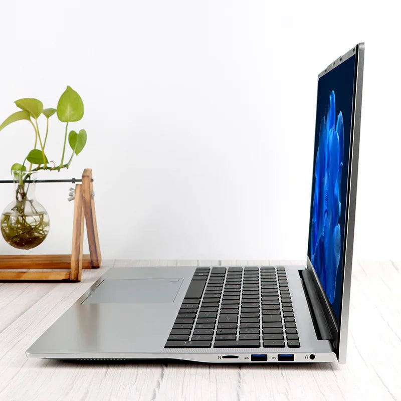 17.3-Inch large-screen laptop, business light and thin office student computer