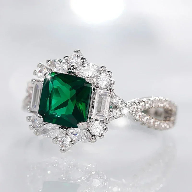 Luxury Fashion Green Zirconia Crystal Ring for Women