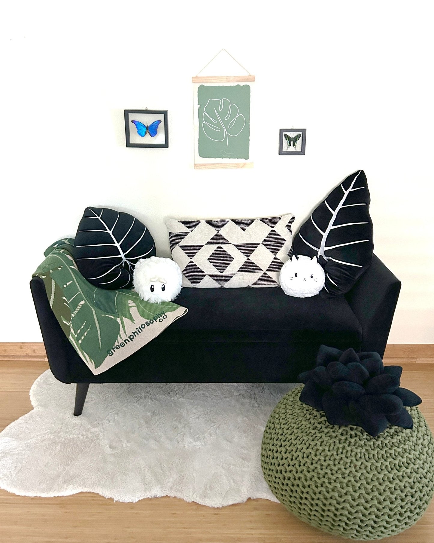 Alocasia Frydek - Obsidian Decor Pillow