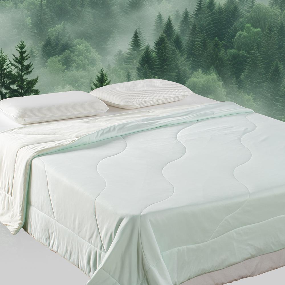 All Season Ultra Soft Cooling Blanket Comforter, Hypoallergenic and Breathable, Room Decor, Graduation Gifts