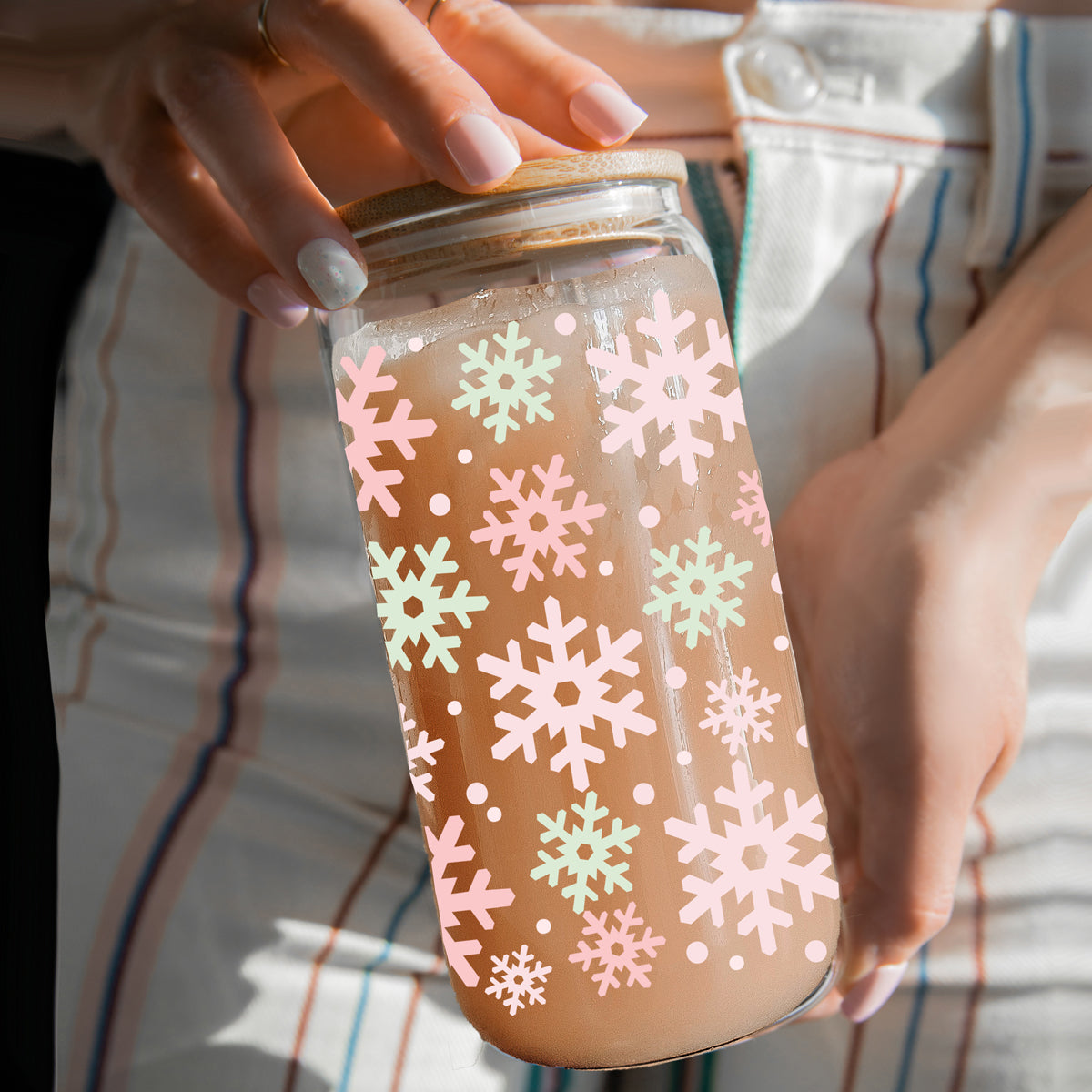 Pastel Snowflakes Tumbler Glass 17oz