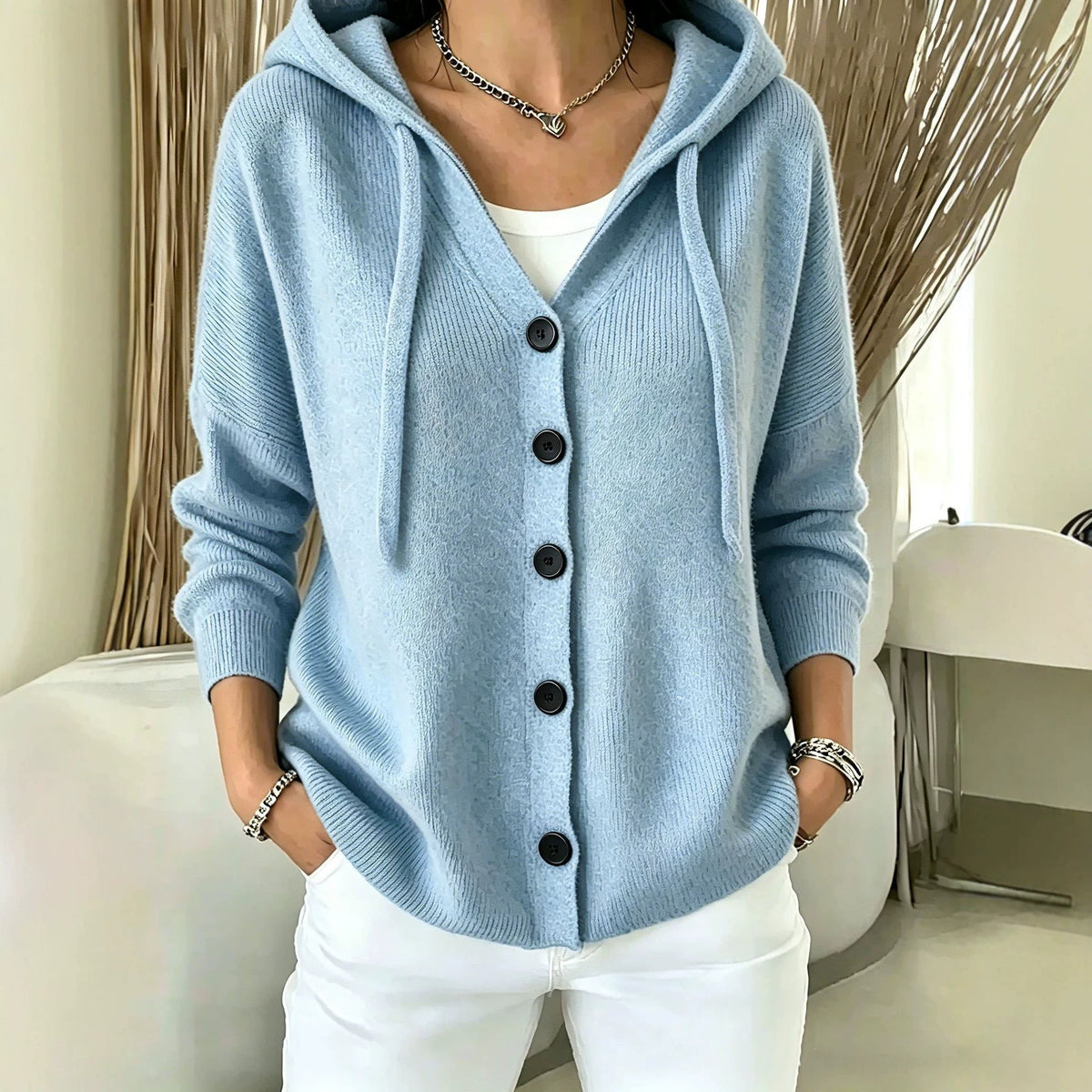 Sweaters & Cardigans
