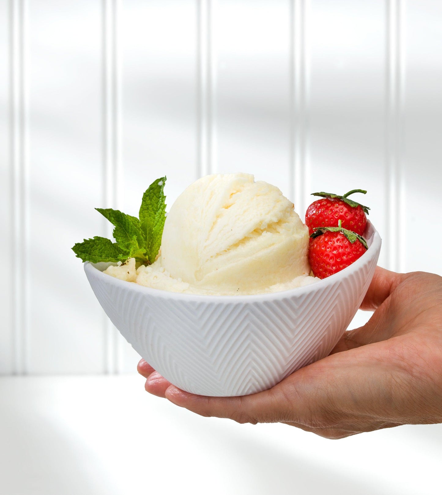 Highlands Set of 3 White Stoneware Prep & Serve Nesting Bowls