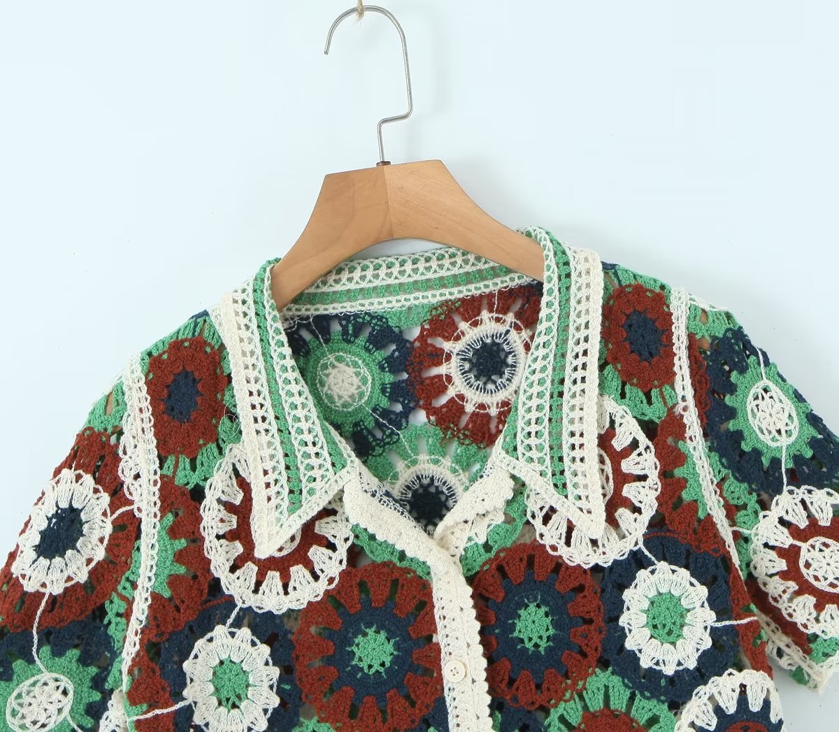 Retro Lapels Crocheted Top Spring Women Clothing Years Contrast Color Breasted Short Sweater