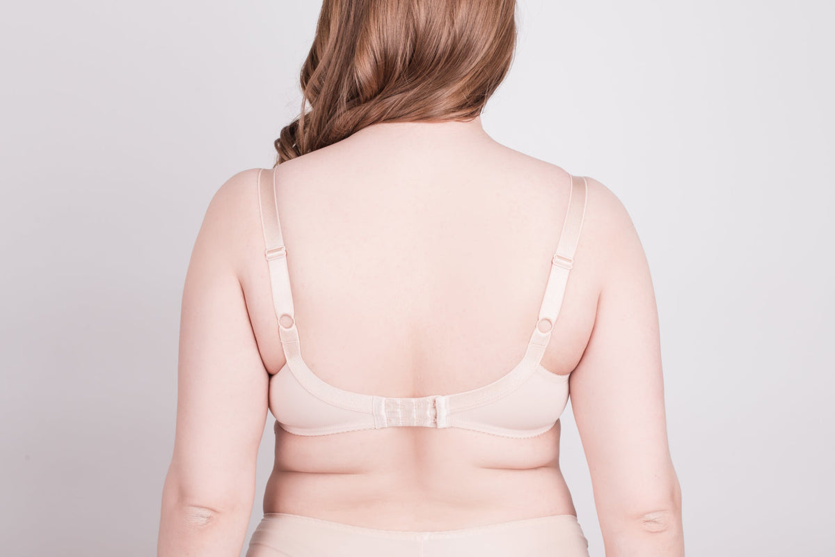 Bra Milavitsa 107180 - Underwired, Lace, Triple-Cup