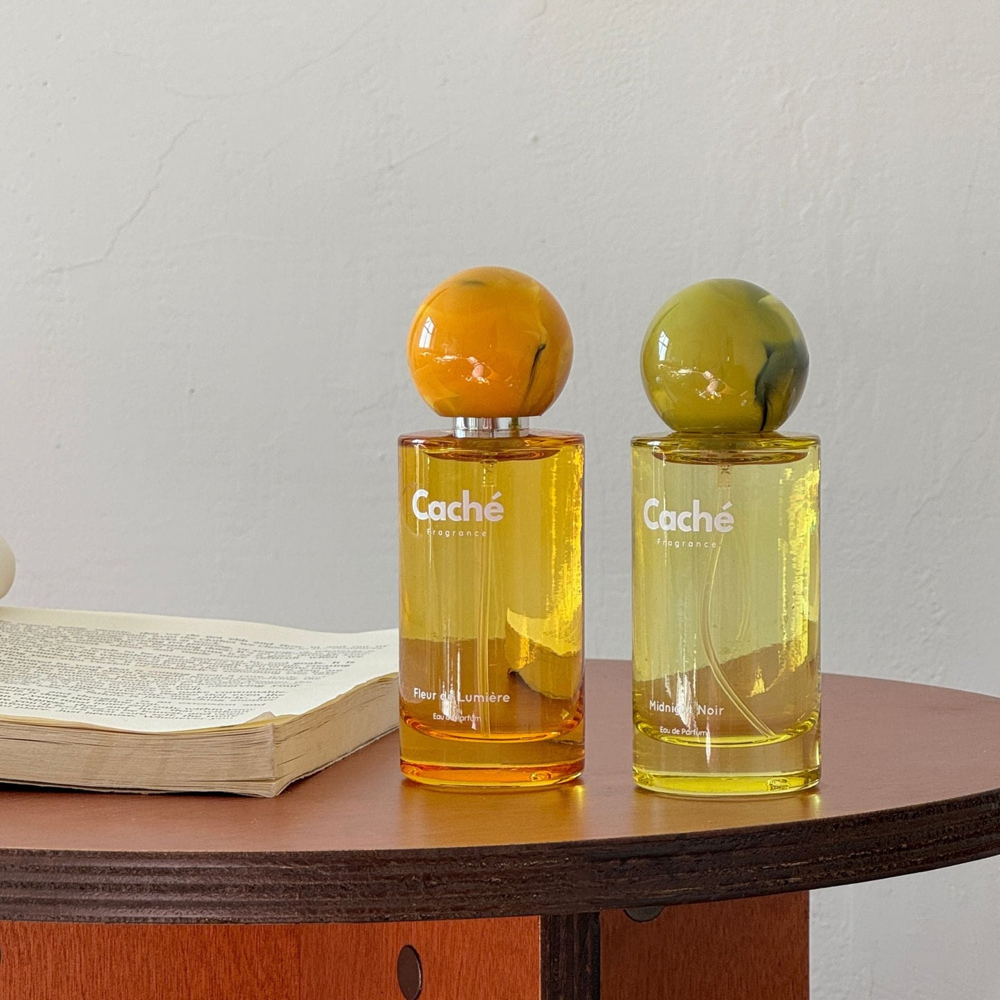 Caché - Midnight Noir Perfume