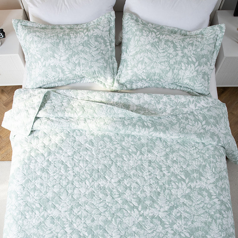 Lightweight Botanical Green Floral Quilt Set - Light All Season Bedding, Room Decor, Graduation Gifts