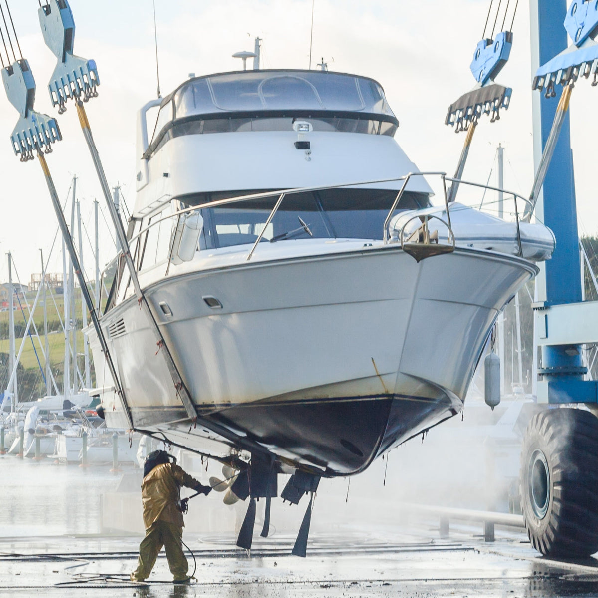 MA5X Boat Hull Cleaner Concentrate 55-Gallon Drum | Marine Rust, Stain & Waterline Remover