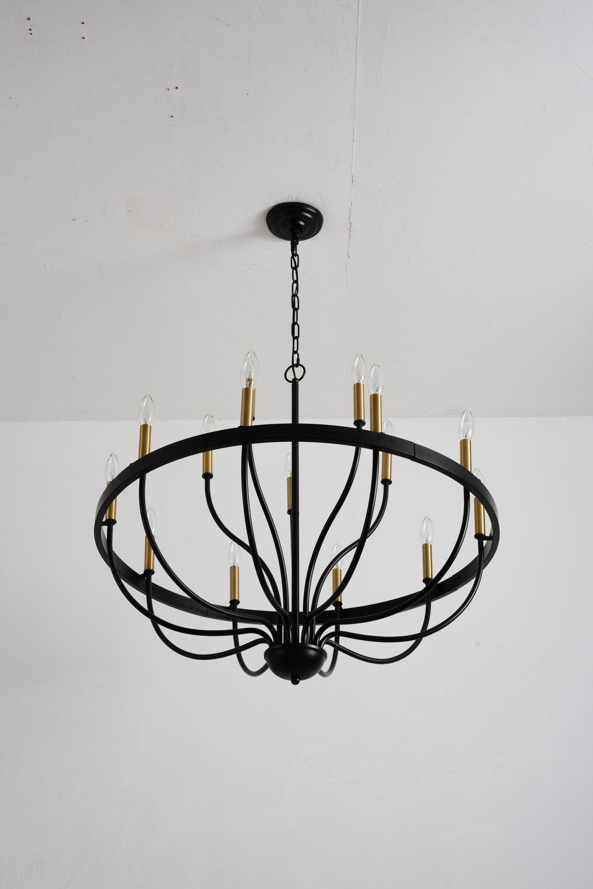 18-Light Industrial Iron Candle Chandelier with Adjustable Height - Gold & Black