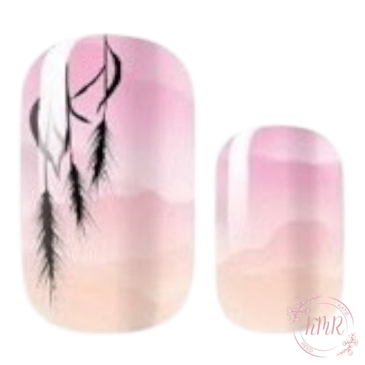 Beatrice Nail Wrap