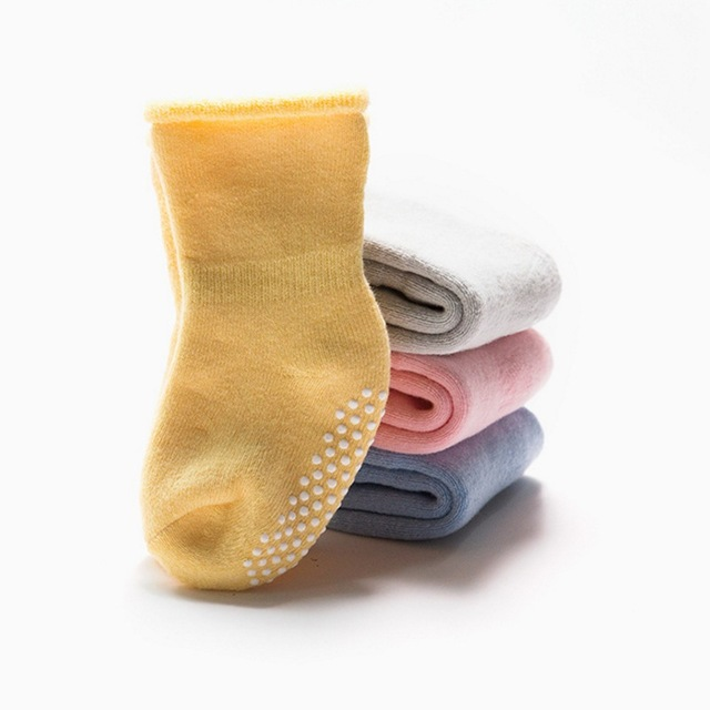 Non-slip children socks