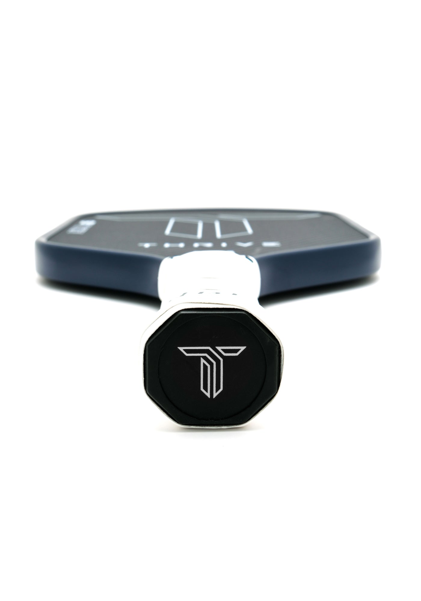 AZUL 16mm (POWER SERIES) Includes lead weights, key chain, and weight card.  Recommended swing weight (116-117).