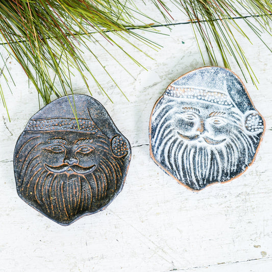 Rust Santa Hangable Cast Iron Dish
