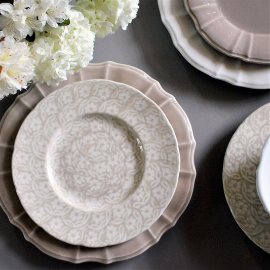 Chloe Floral Accent Dessert Plates in Beige, Set of 4