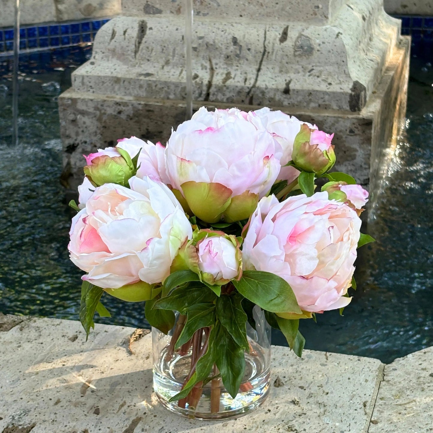 Faux peony flower arrangement in vase - 10"