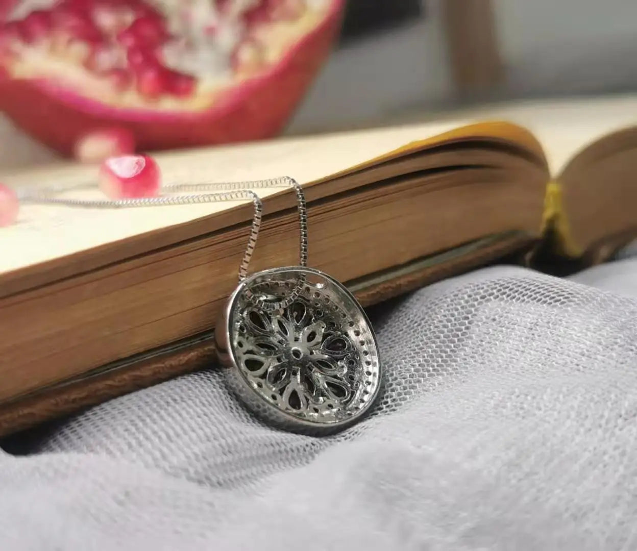 GEM'S BALLET Women's Natural Red Garnet Gemstone Necklace Pendant 925 Sterling Sliver Fine Jewelry