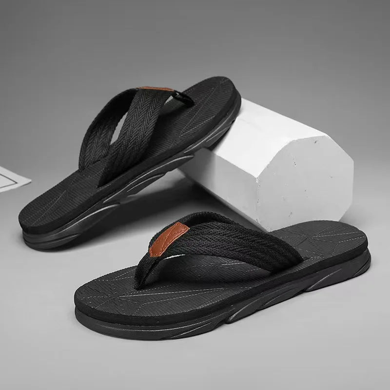 Lightweight and Comfortable New Outdoor Men's Flip-flops for Summer