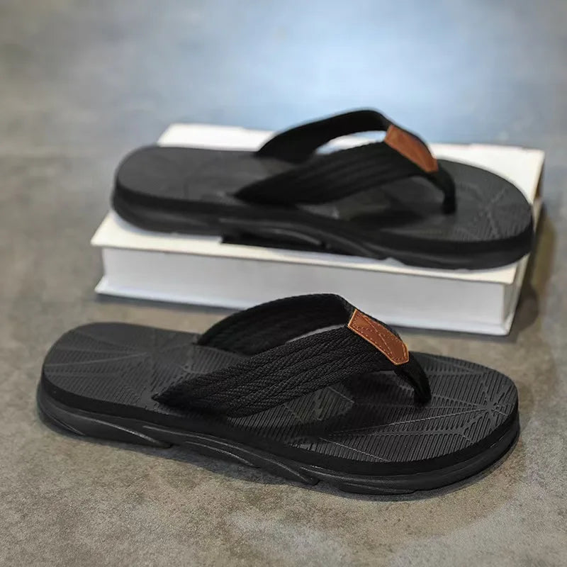 Lightweight and Comfortable New Outdoor Men's Flip-flops for Summer